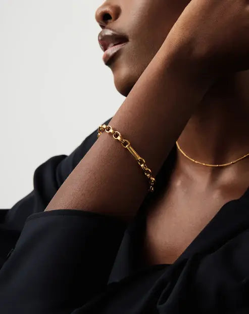 Elegantes vergoldetes Kettenarmband